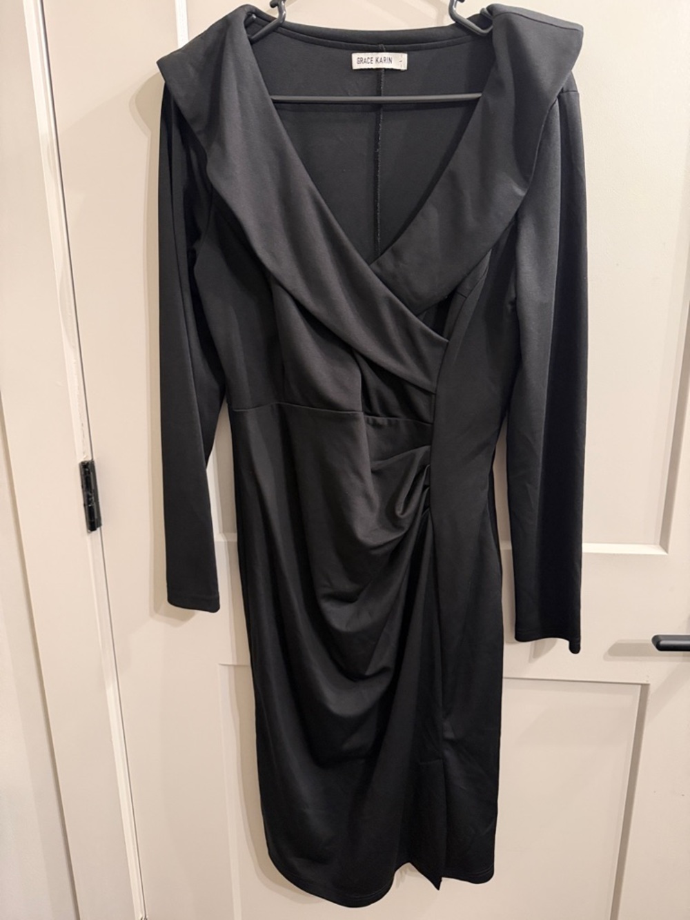 Grace Karin Black Long-Sleeve Draped V-Neck Cocktail Dress